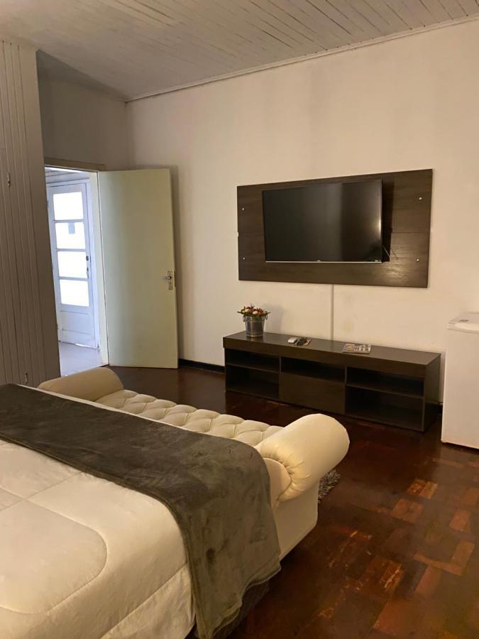 Hotel Pousada La Vierro Ponta Grossa  Eksteriør billede