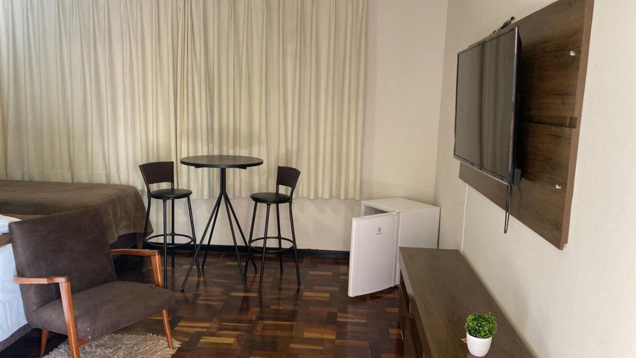Hotel Pousada La Vierro Ponta Grossa  Eksteriør billede
